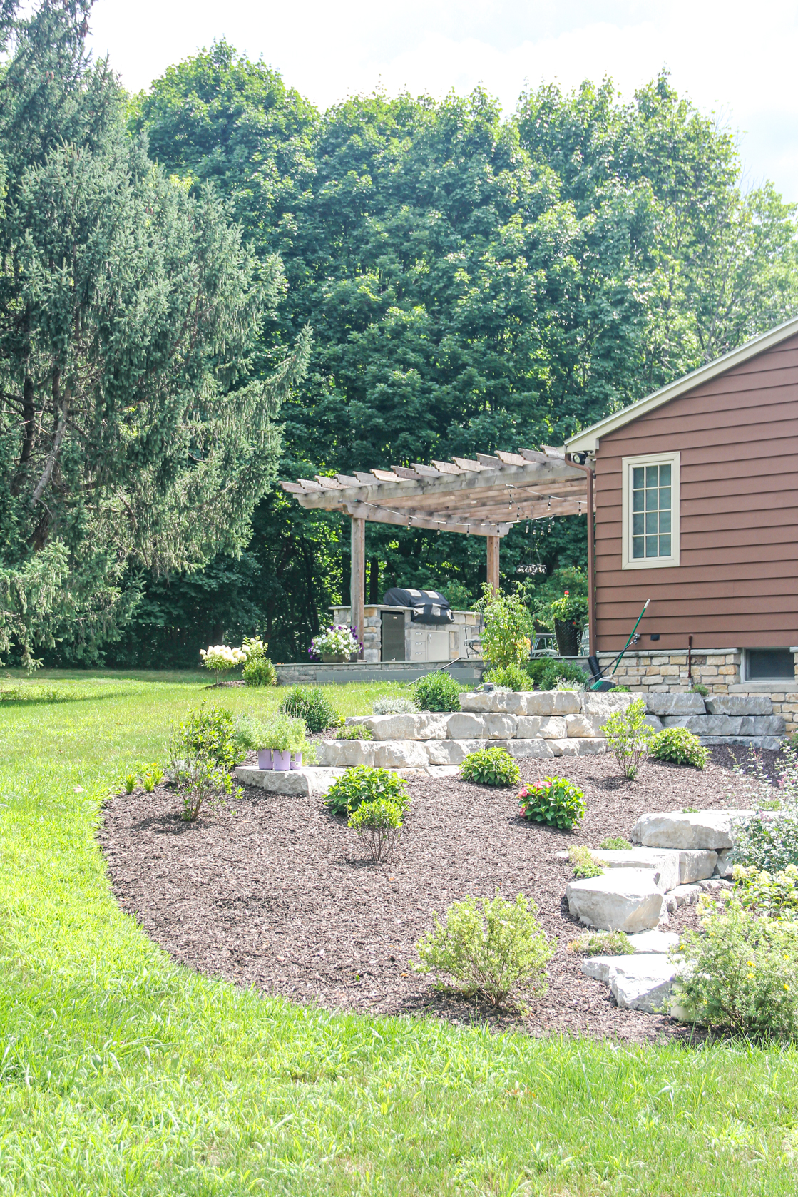 Summit Environmental Construction LLC Syracuse NY Manlius NY Landscape and Hardscape Services